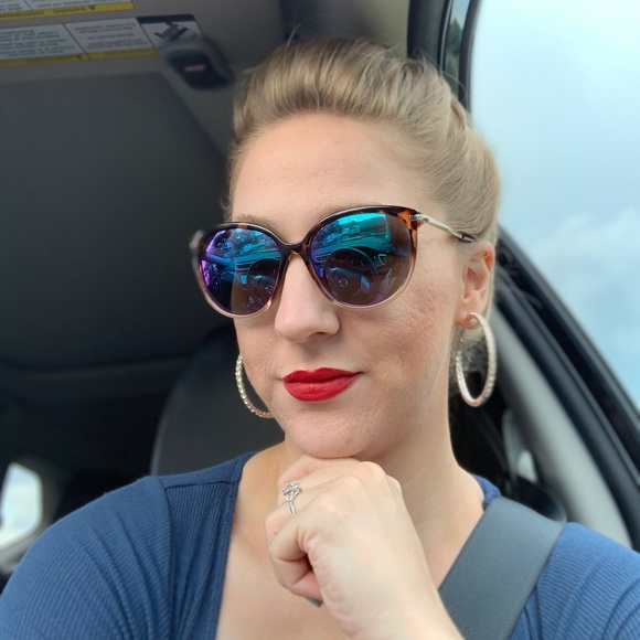 Meet your Posher, Sarah - Picture 4 of 7